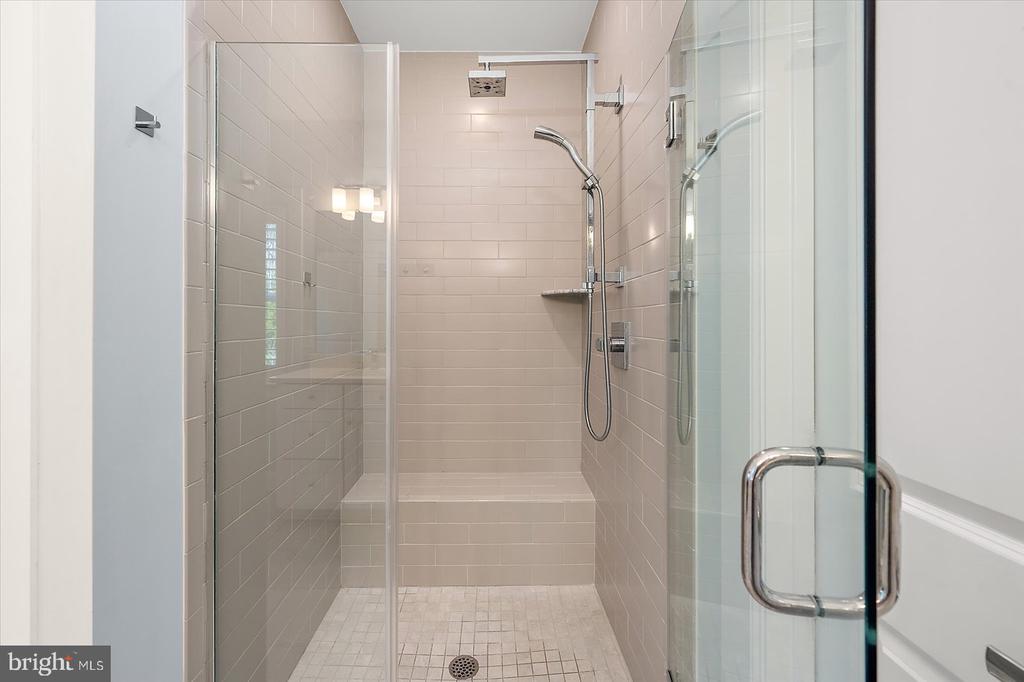 23054 BUTTERFLY COURT
