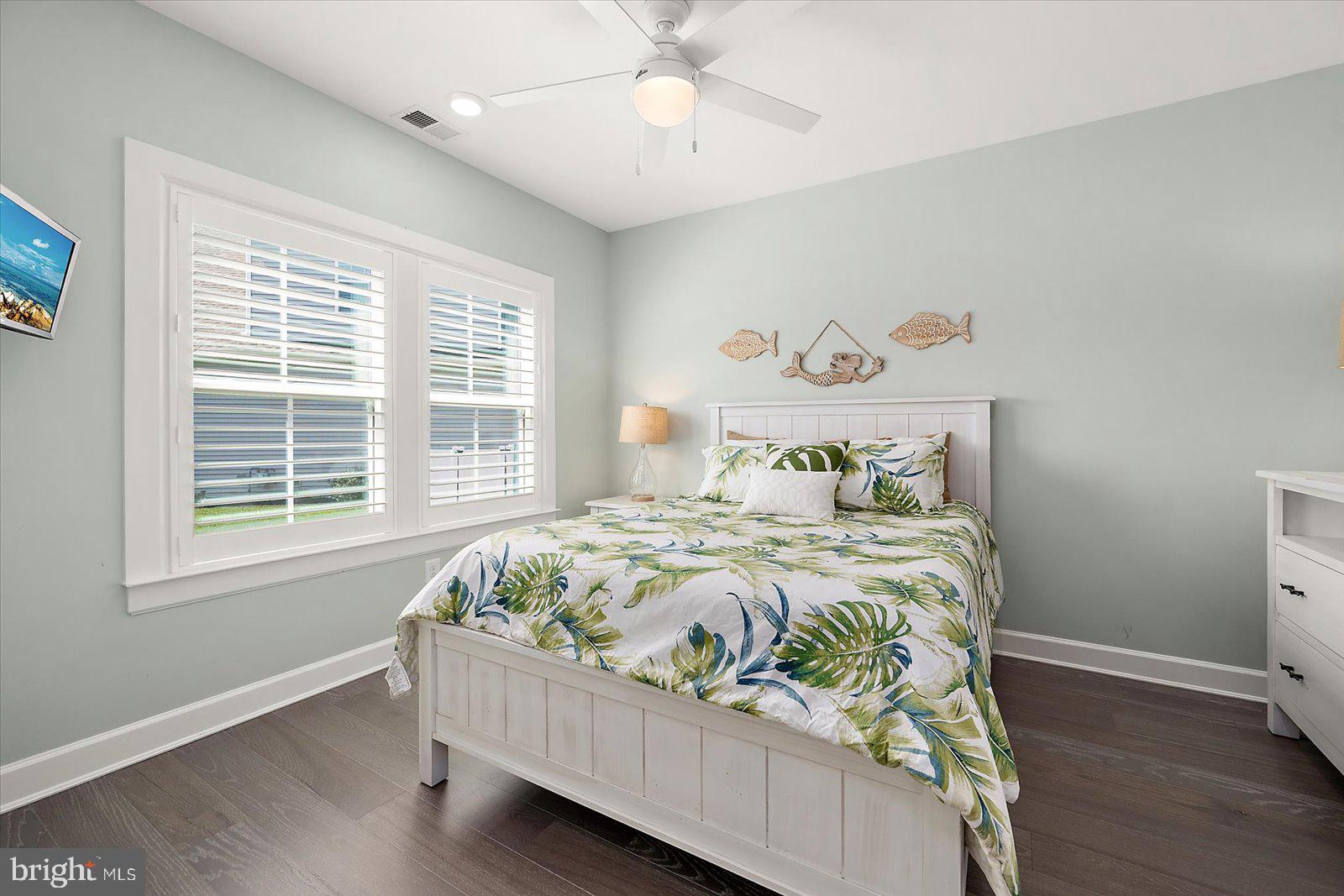 23054 BUTTERFLY COURT