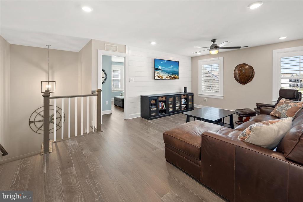 23054 BUTTERFLY COURT
