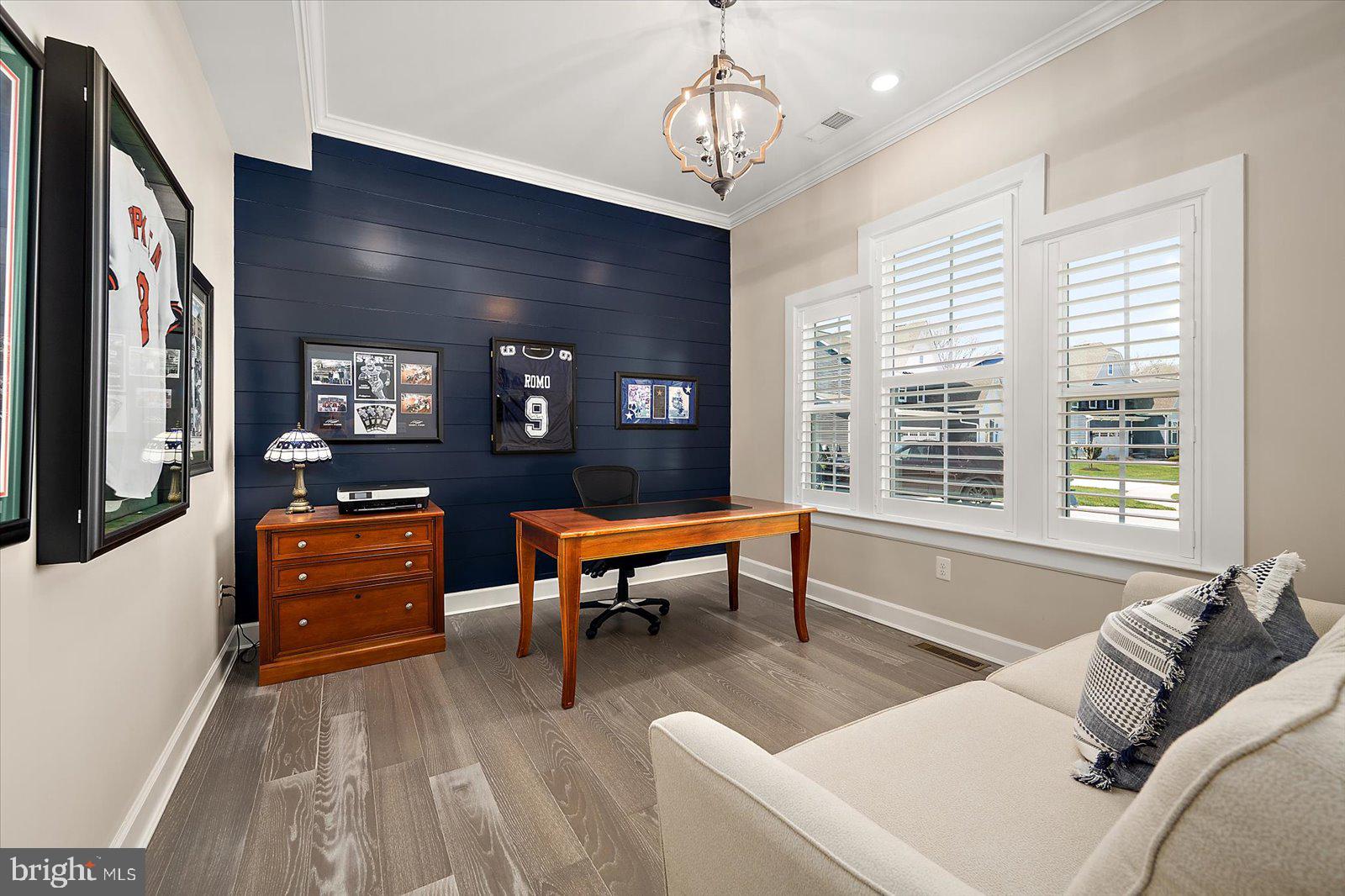 23054 BUTTERFLY COURT