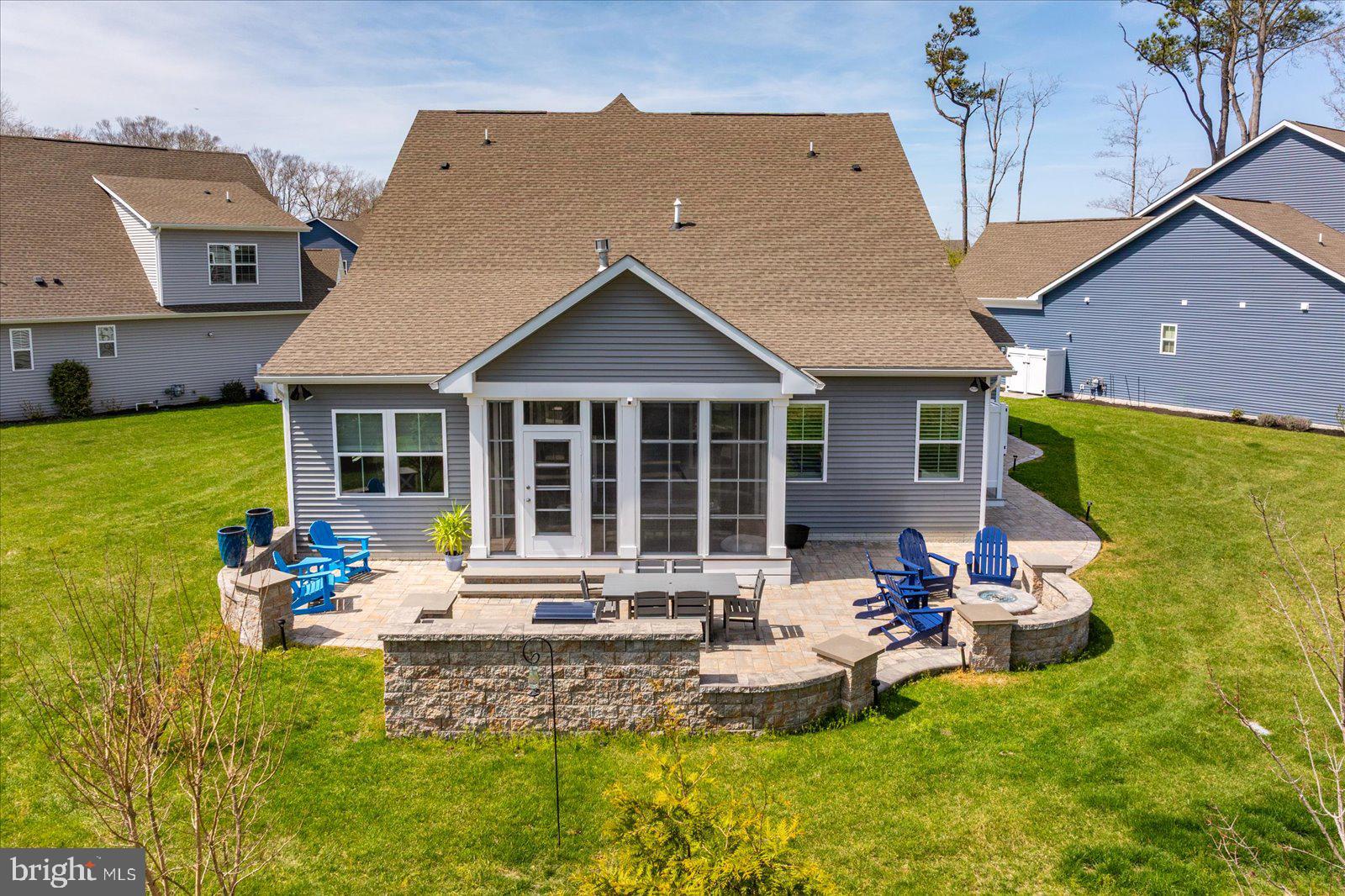 23054 BUTTERFLY COURT