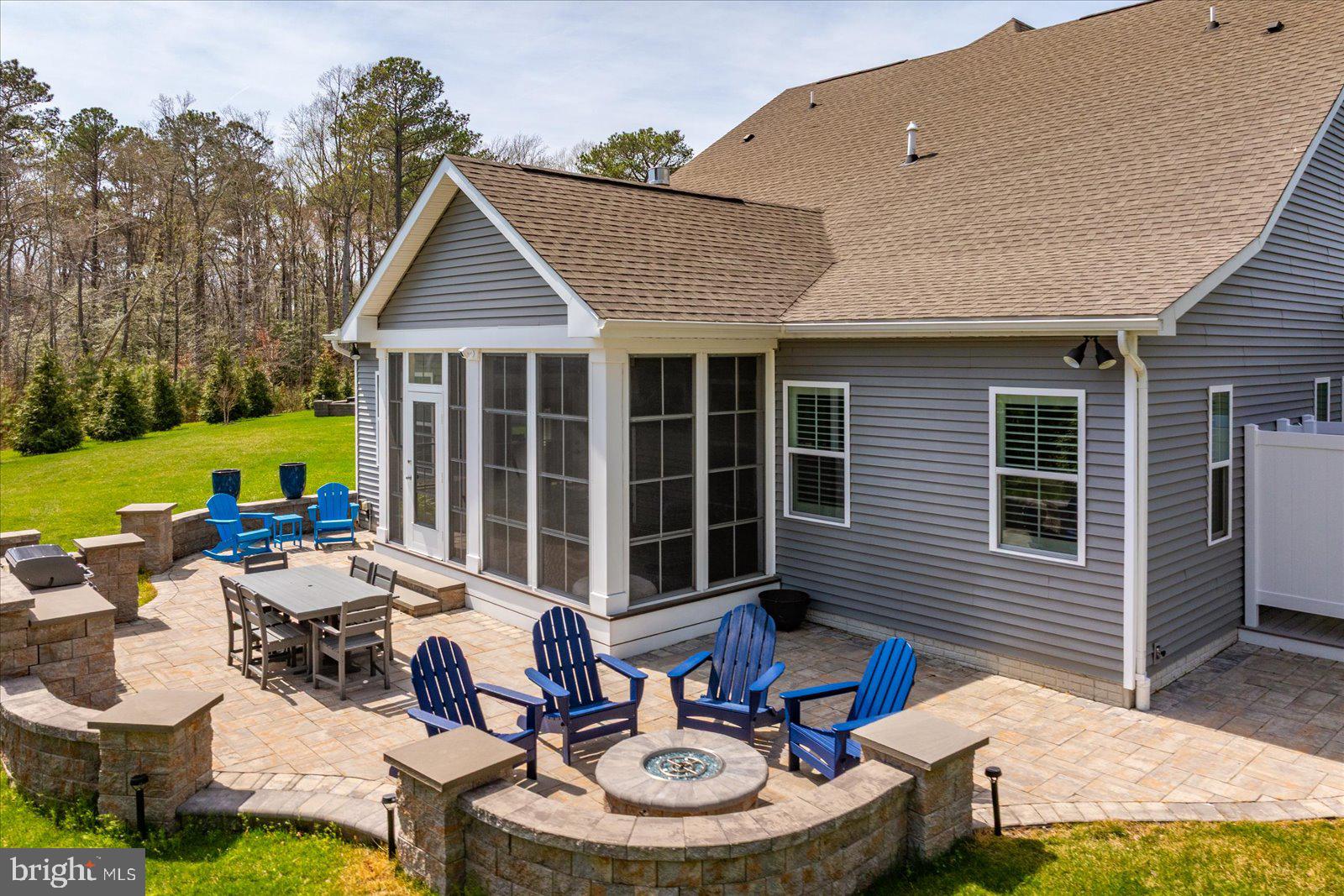 23054 BUTTERFLY COURT