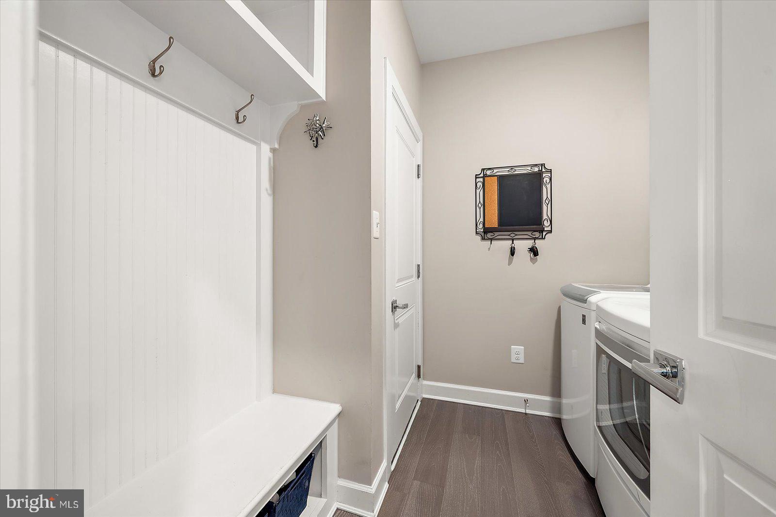 23054 BUTTERFLY COURT