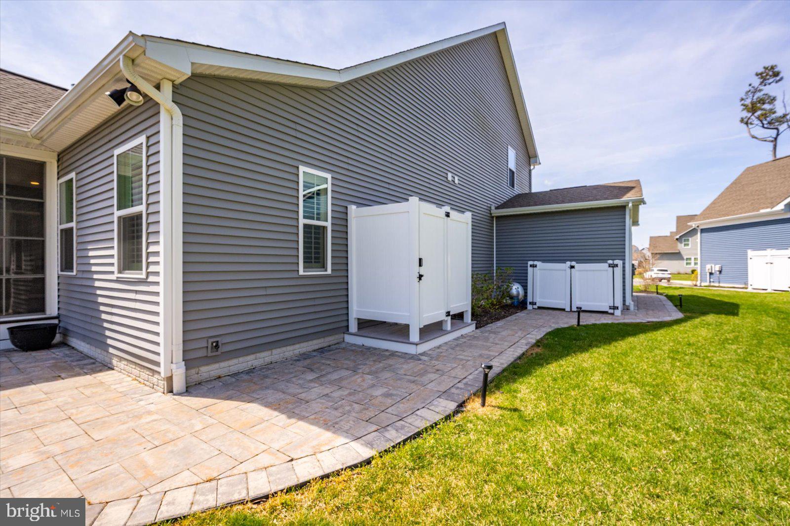 23054 BUTTERFLY COURT