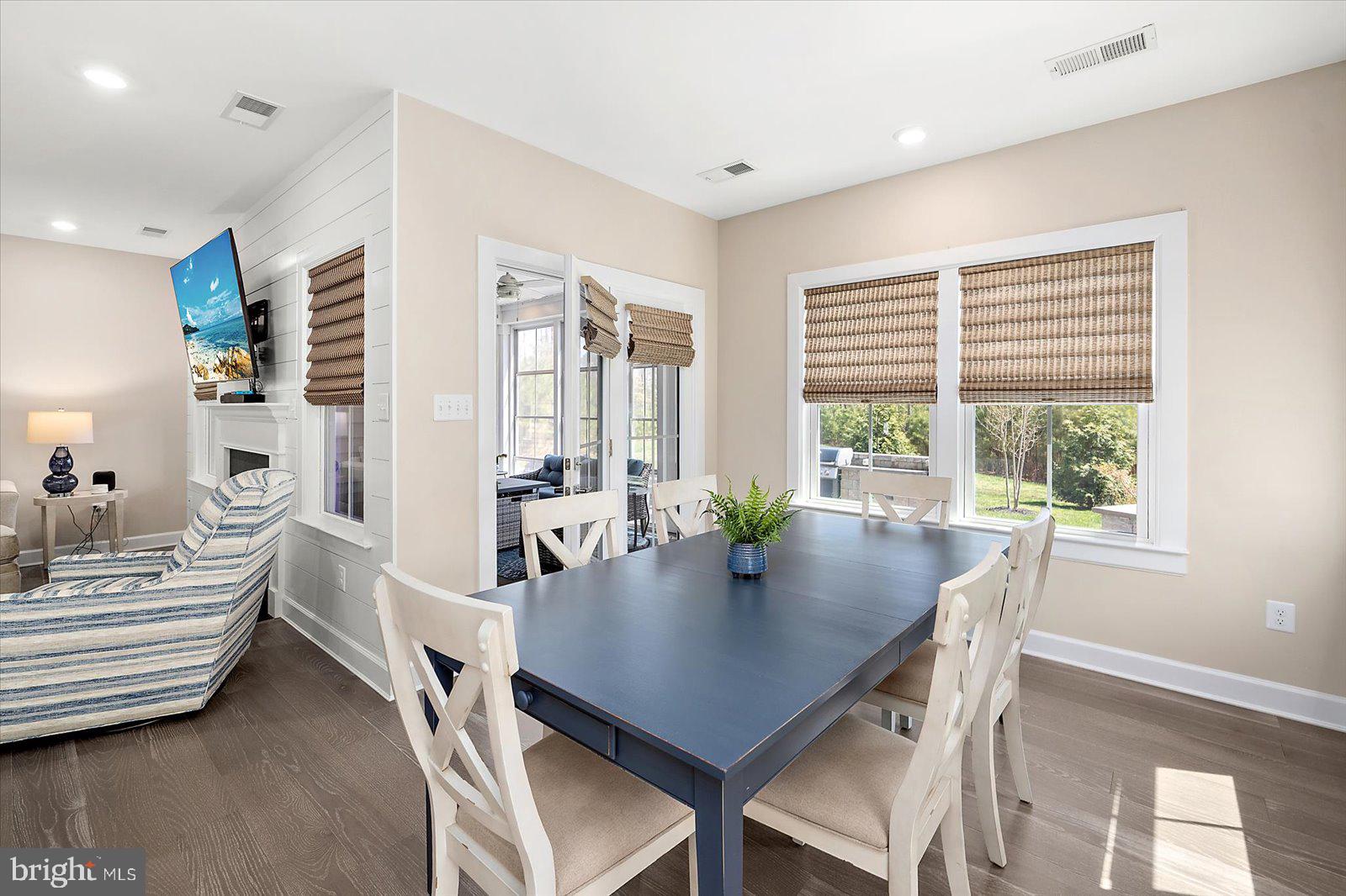 23054 BUTTERFLY COURT