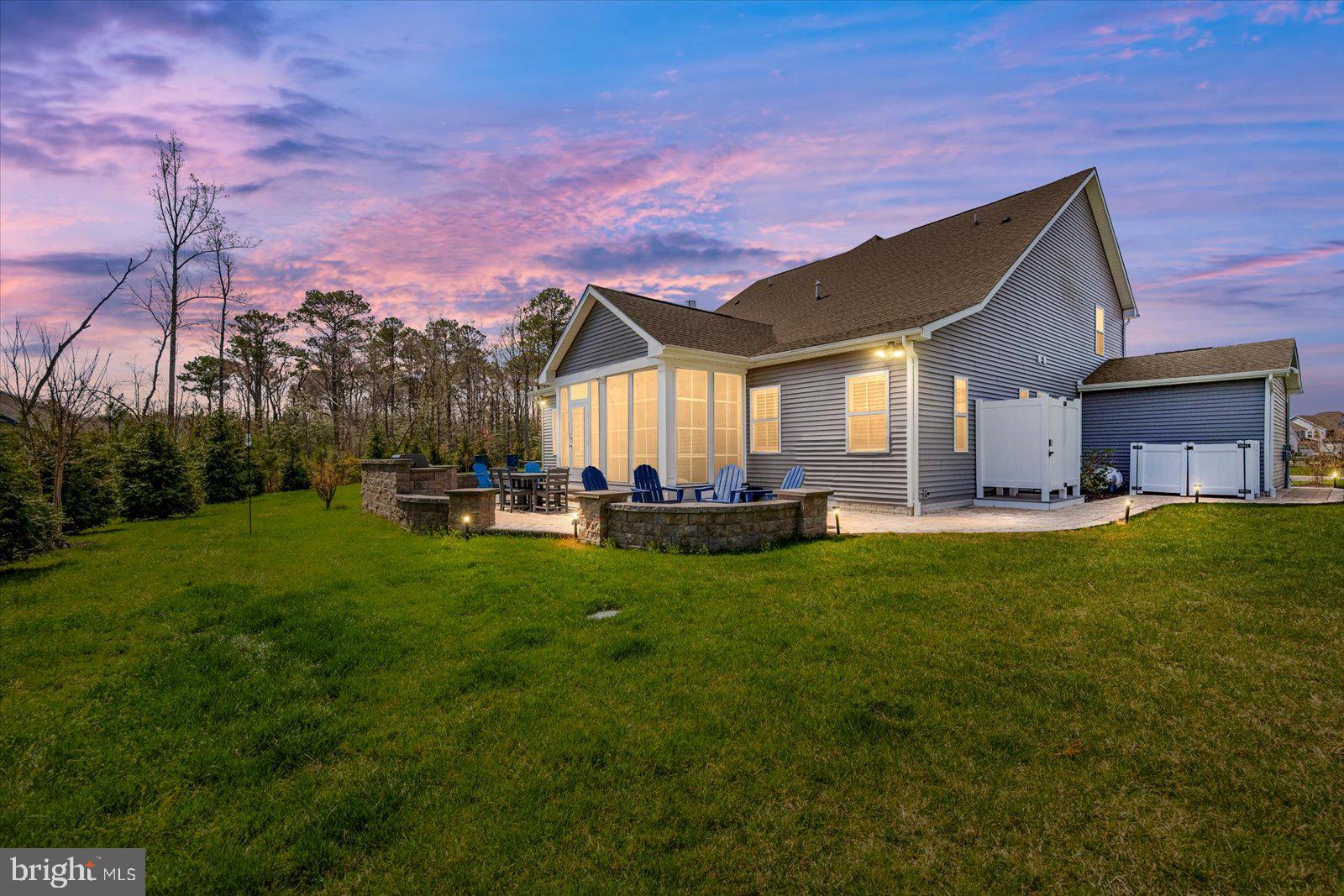 23054 BUTTERFLY COURT