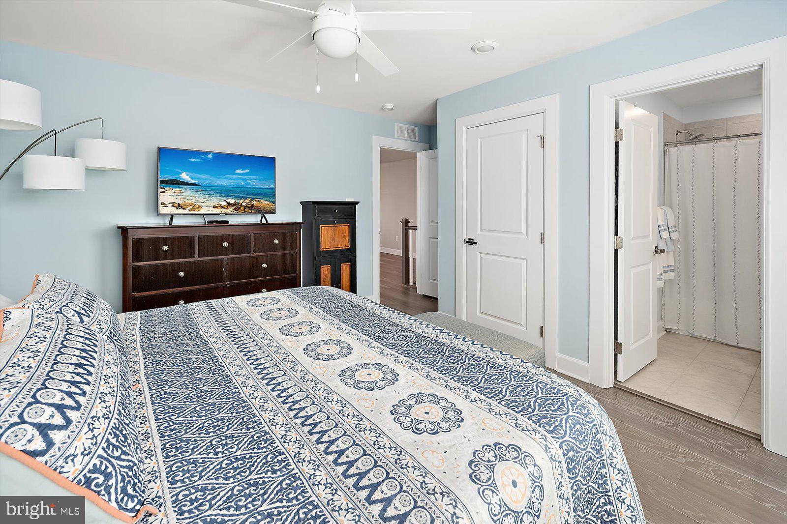 23054 BUTTERFLY COURT