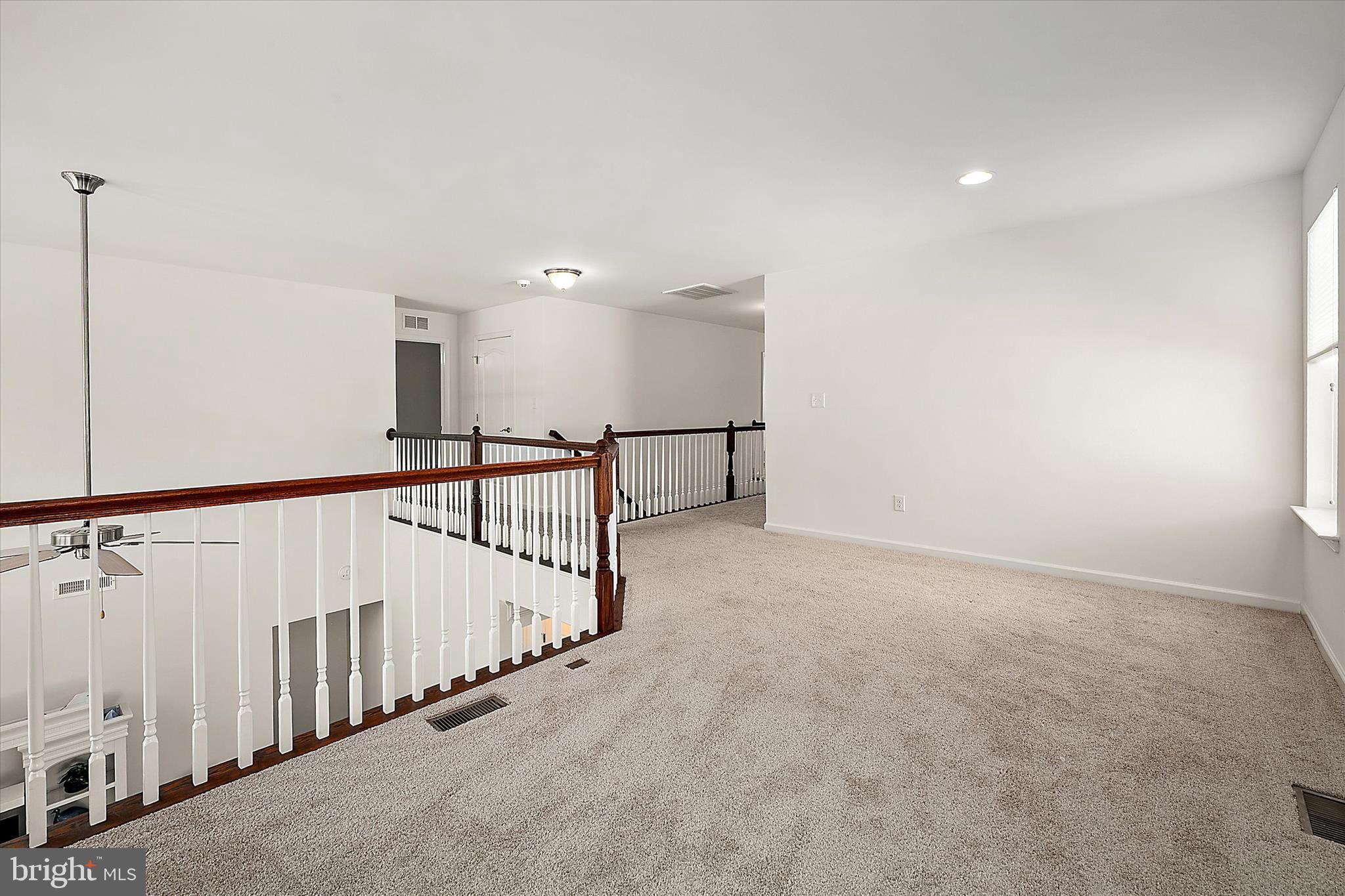 33281 LONE CEDAR LANDING