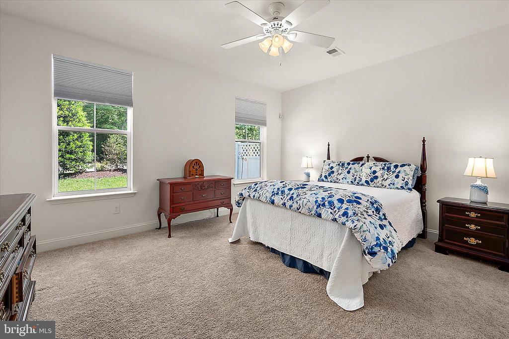 33281 LONE CEDAR LANDING