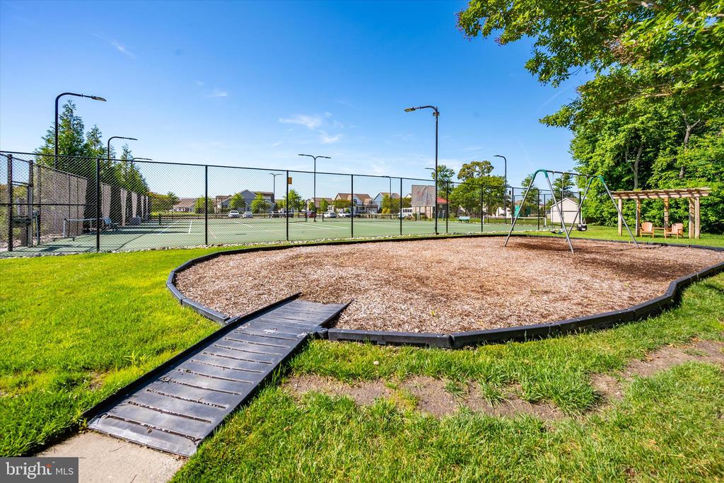 33281 LONE CEDAR LANDING