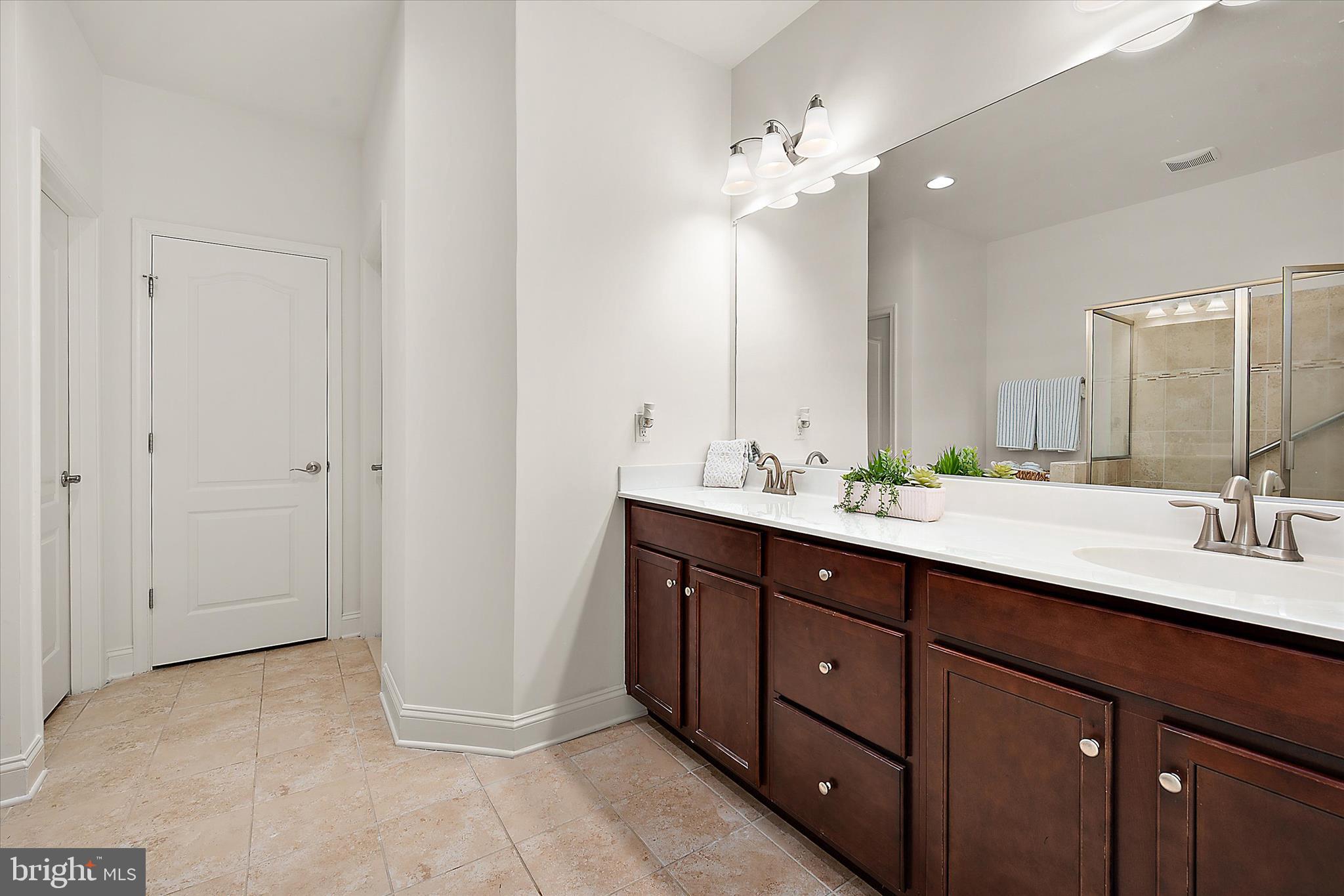 33281 LONE CEDAR LANDING