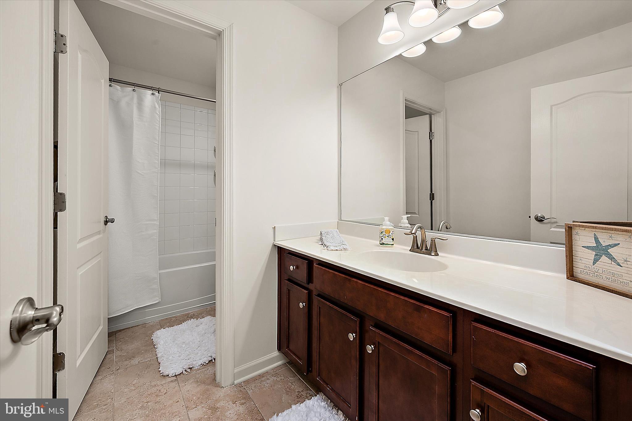 33281 LONE CEDAR LANDING