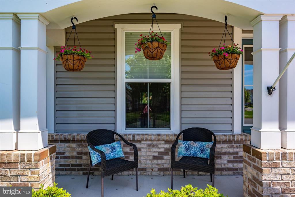 33281 LONE CEDAR LANDING