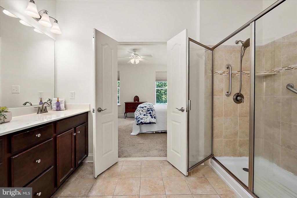33281 LONE CEDAR LANDING
