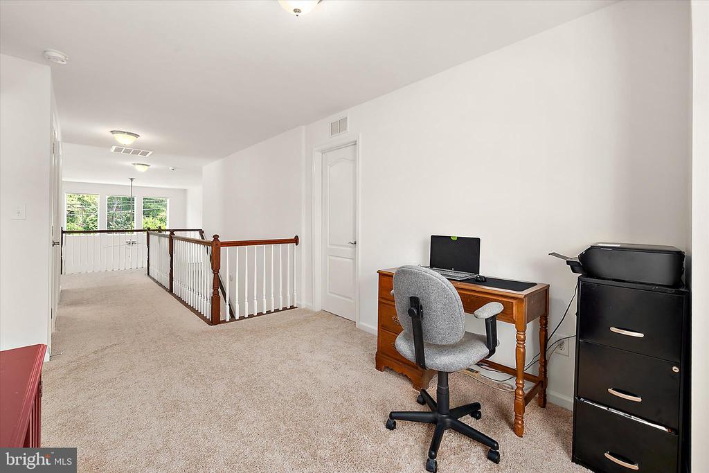 33281 LONE CEDAR LANDING