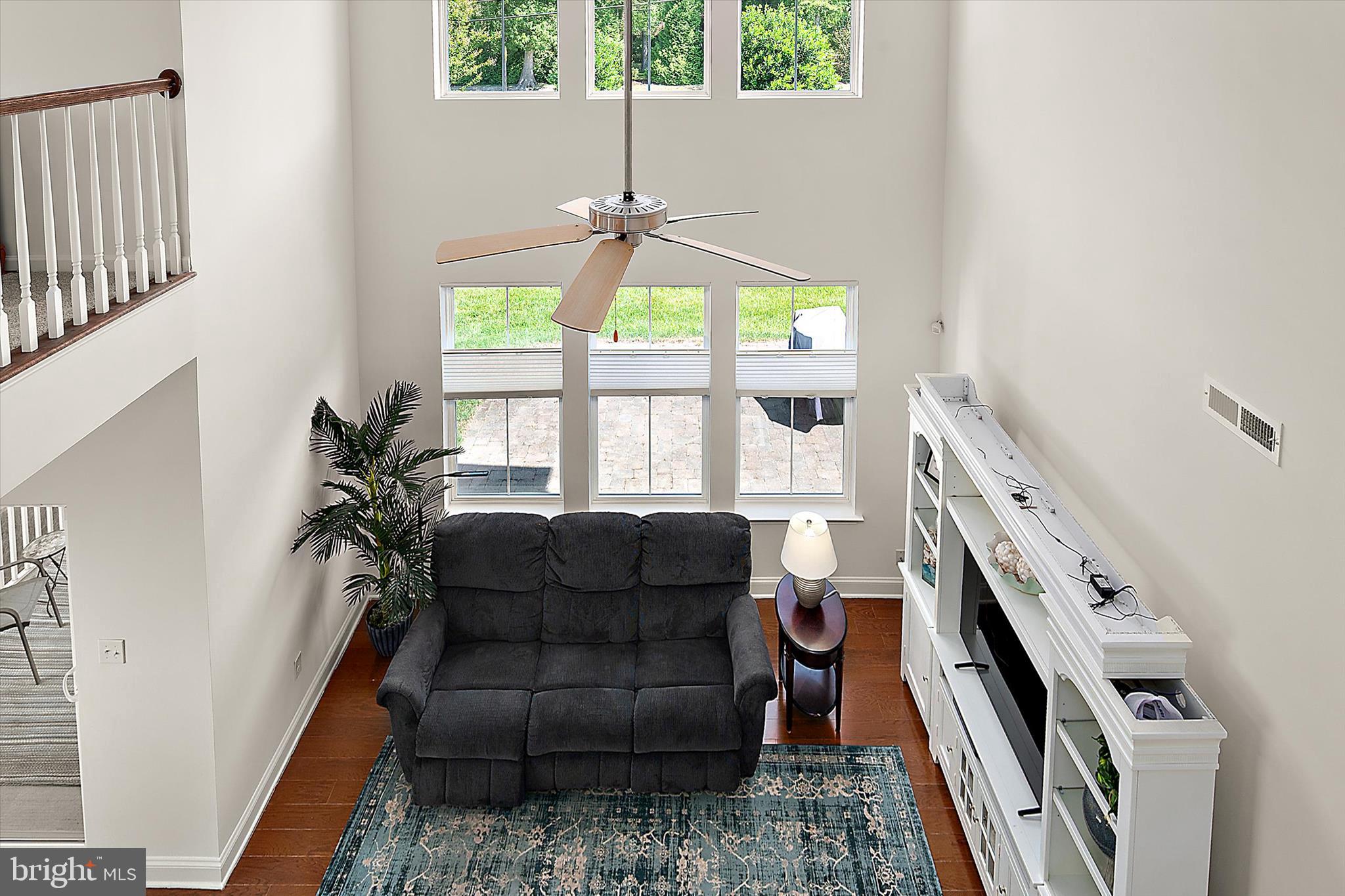 33281 LONE CEDAR LANDING