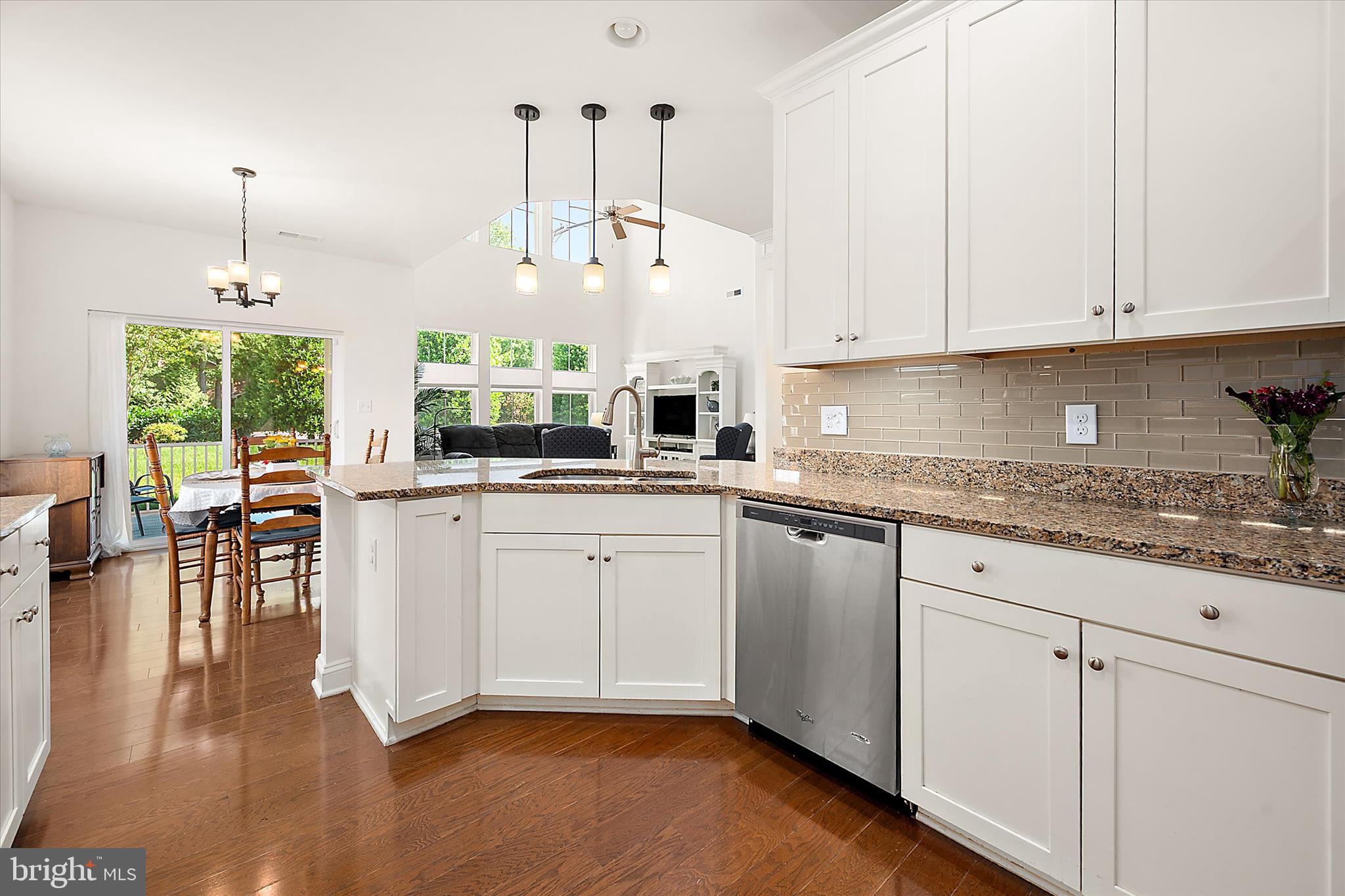 33281 LONE CEDAR LANDING