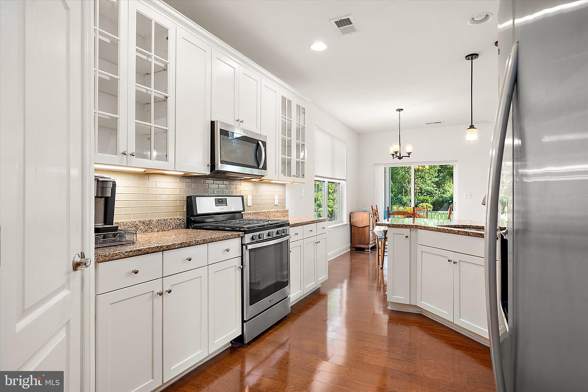 33281 LONE CEDAR LANDING