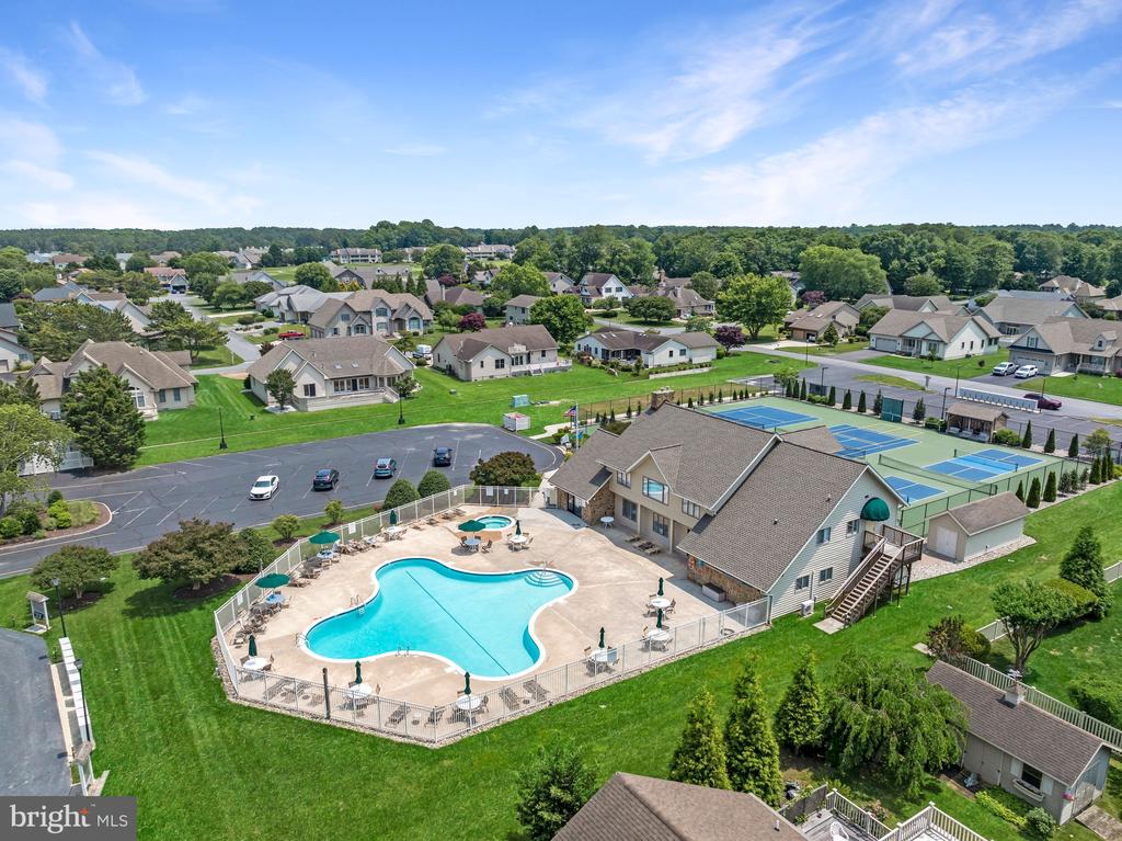 29390 SPY GLASS LANE