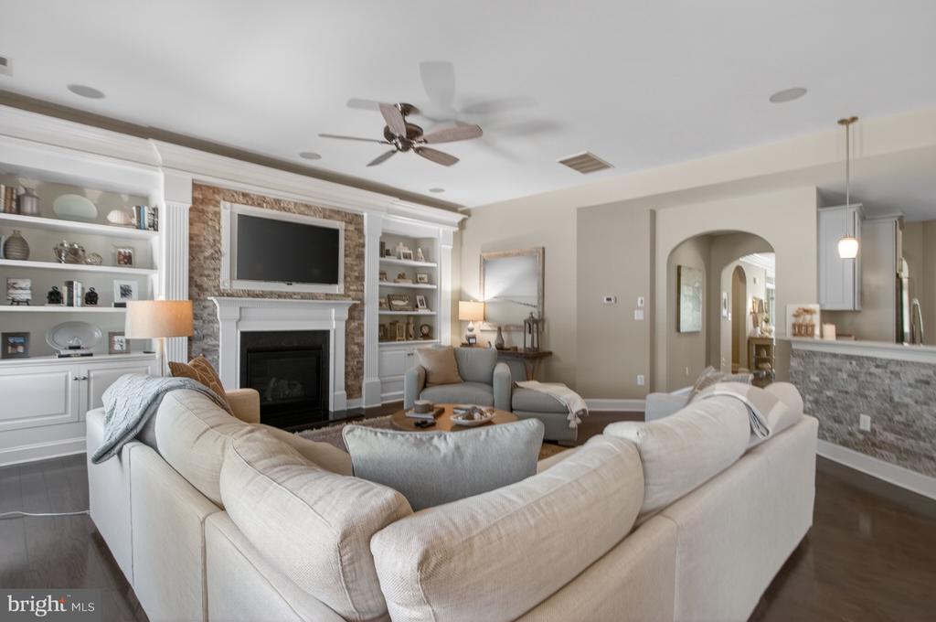 29390 SPY GLASS LANE