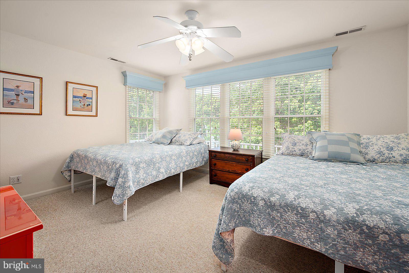 174 OCTOBER GLORY AVENUE