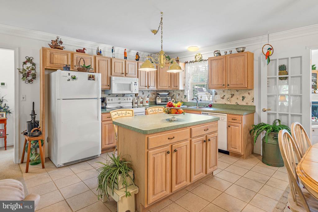 458 WOODSIDE ROAD