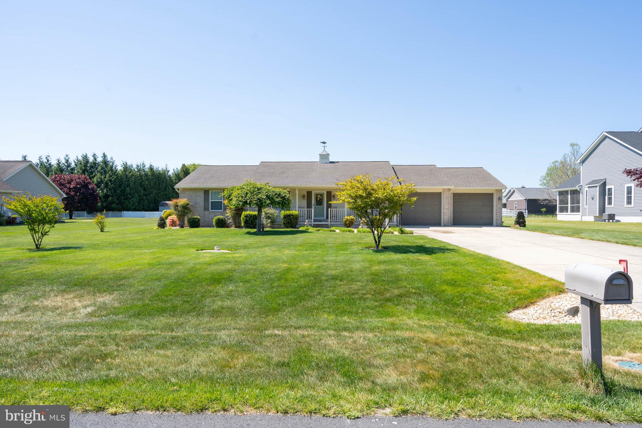 458 WOODSIDE ROAD