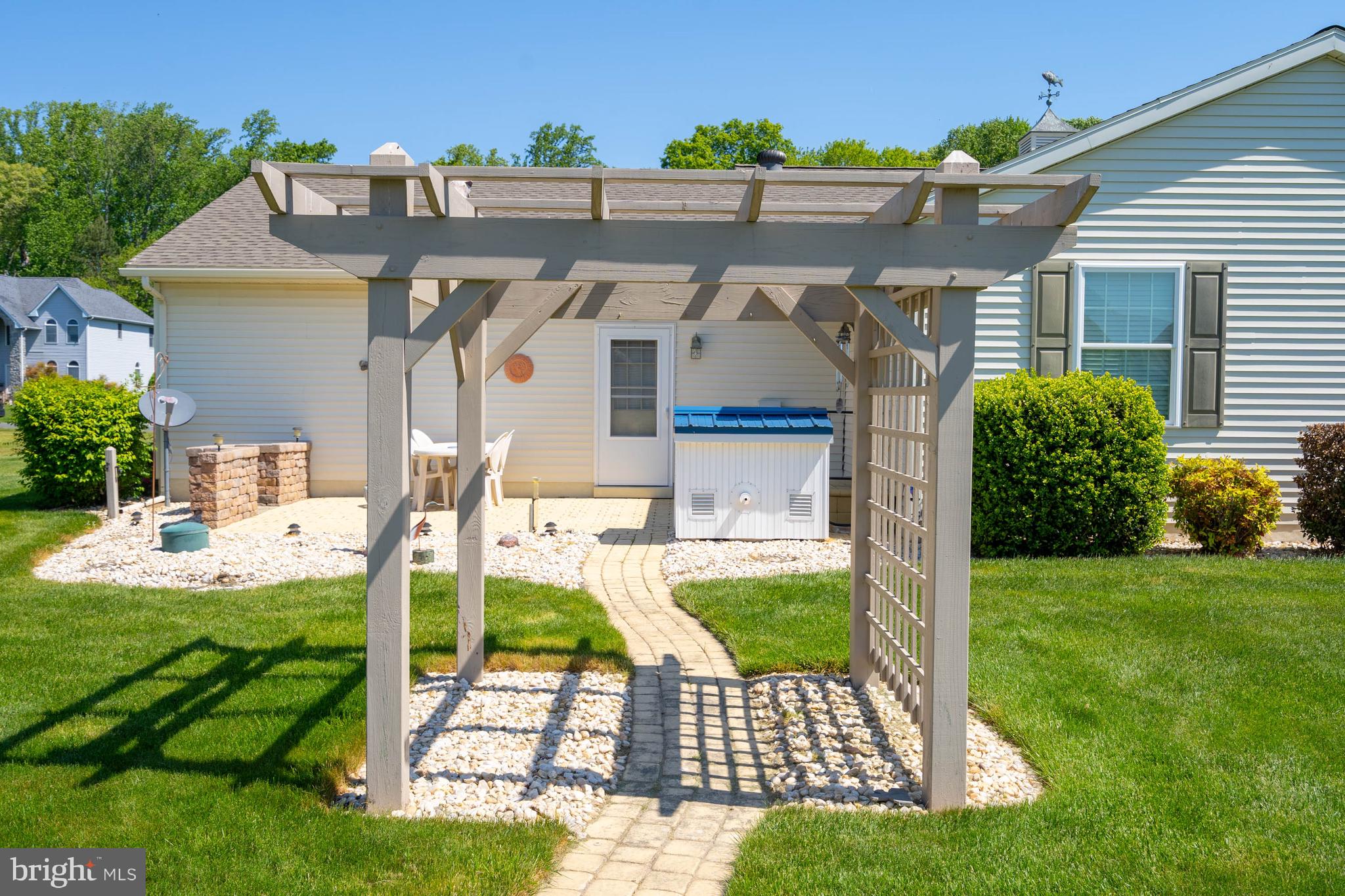 458 WOODSIDE ROAD