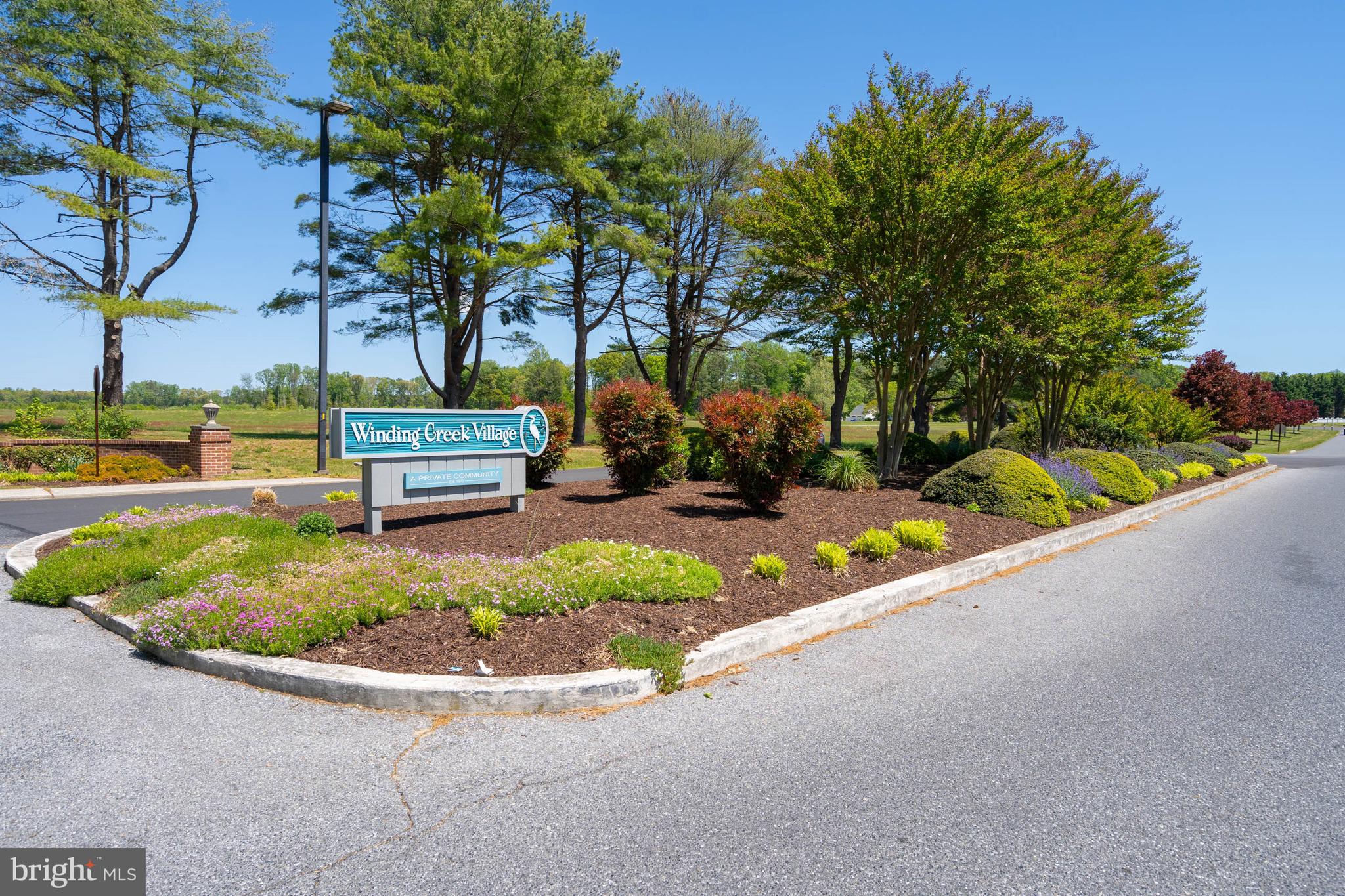 458 WOODSIDE ROAD