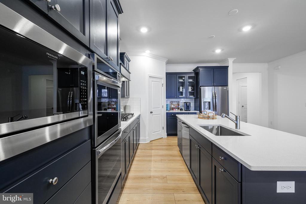 36511 BURLESON DRIVE