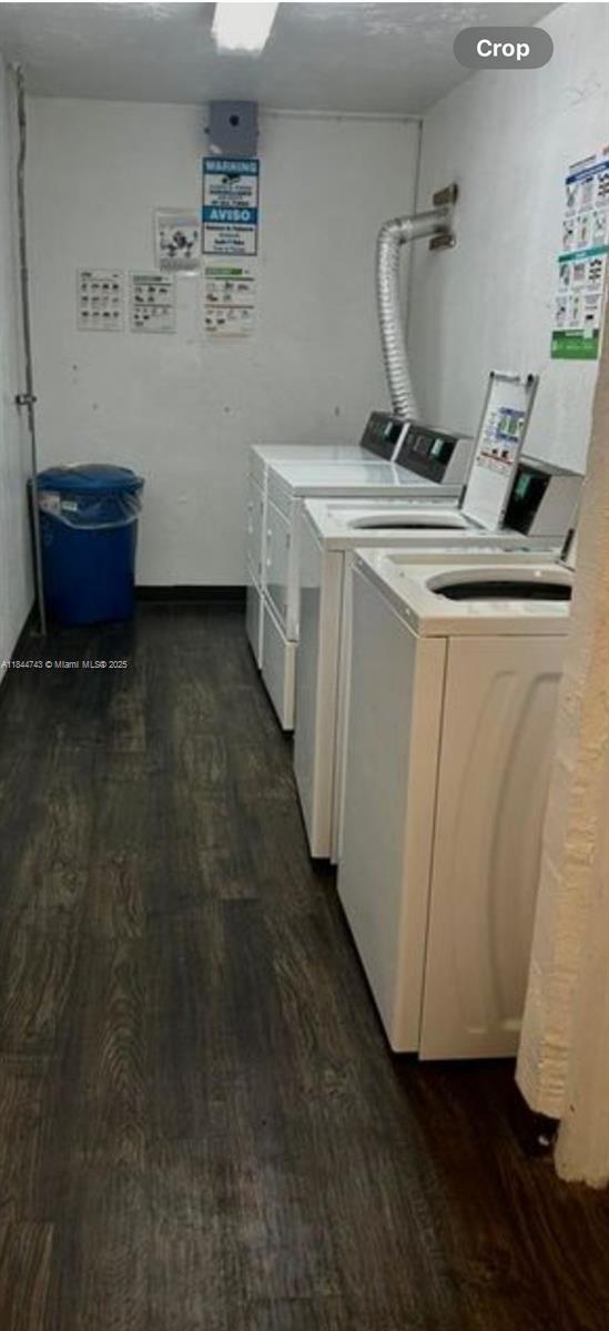 2450 NE 135th St # 401