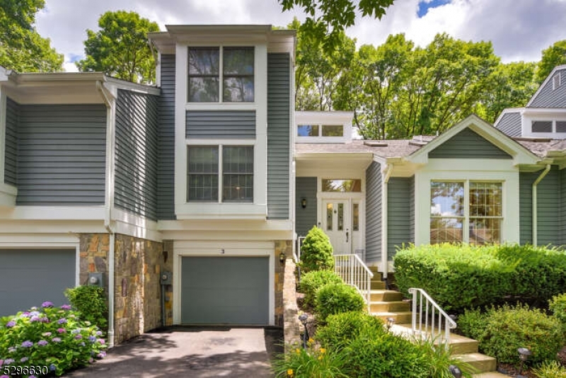 3 Timothy Ln