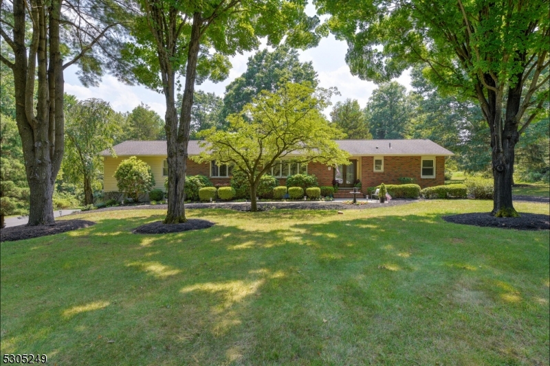 42 Onka Dr
