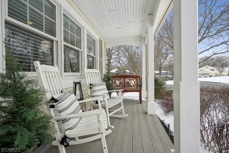 9 Juniper Dr