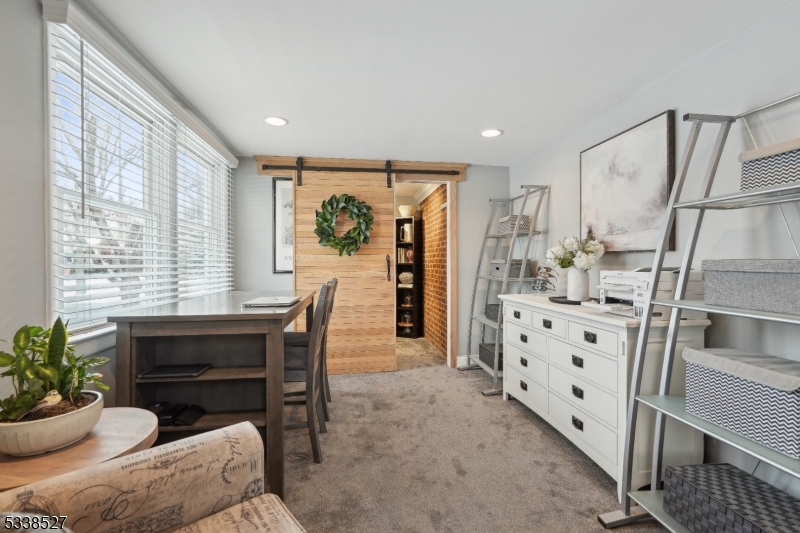 9 Juniper Dr