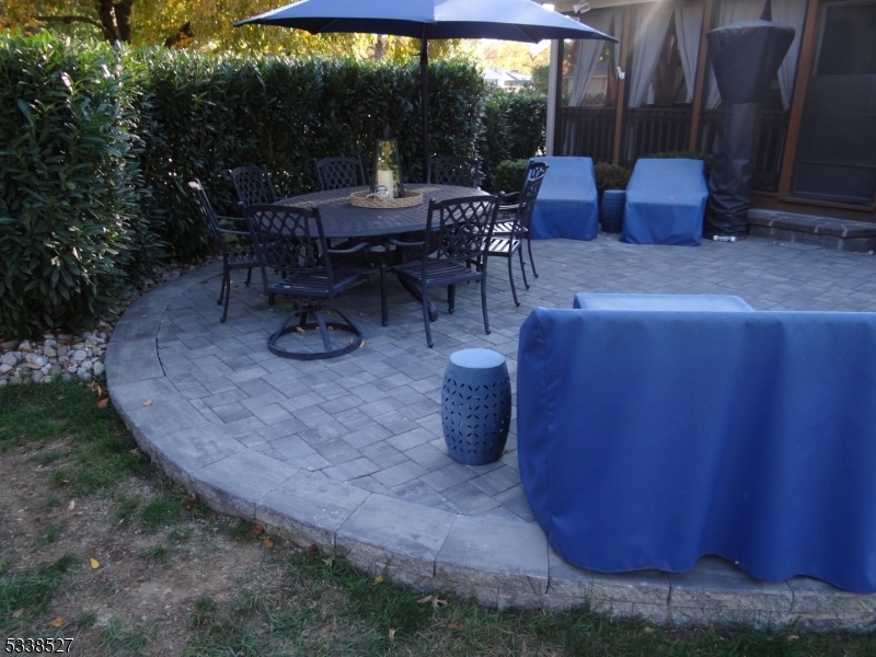 9 Juniper Dr