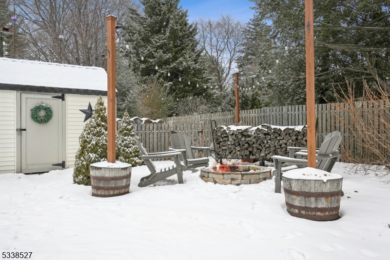 9 Juniper Dr
