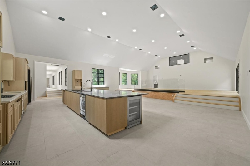 136-2 Mount Harmony Rd