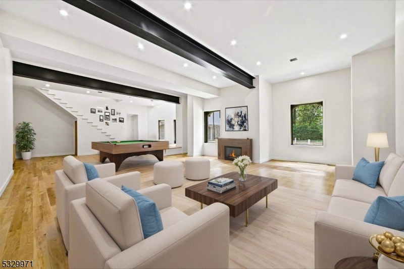 136-2 Mount Harmony Rd