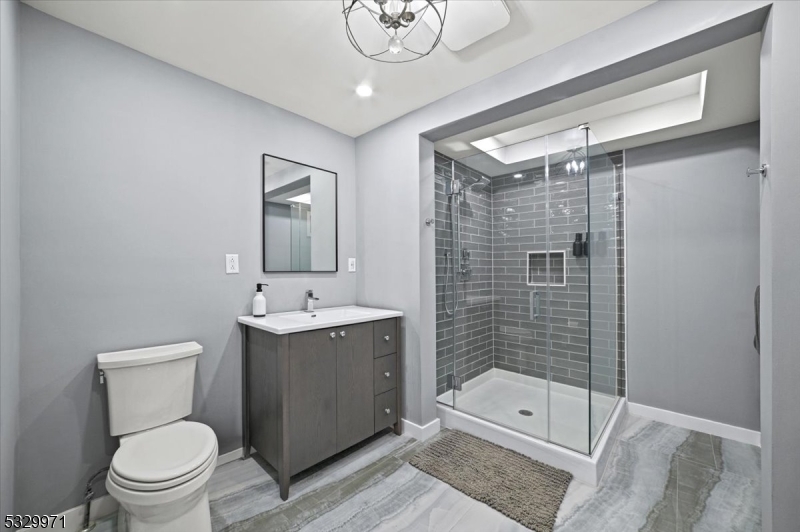 136-2 Mount Harmony Rd