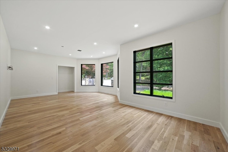 136-2 Mount Harmony Rd