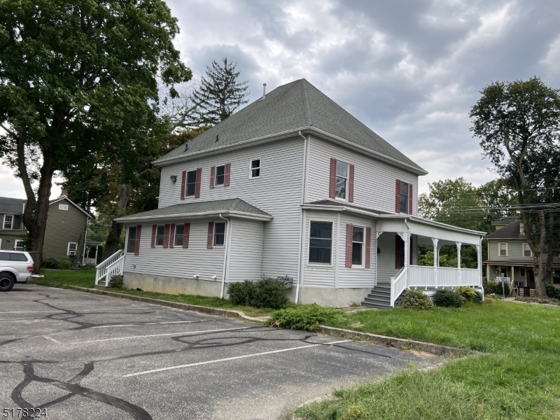 50 Beaver Ave 50A