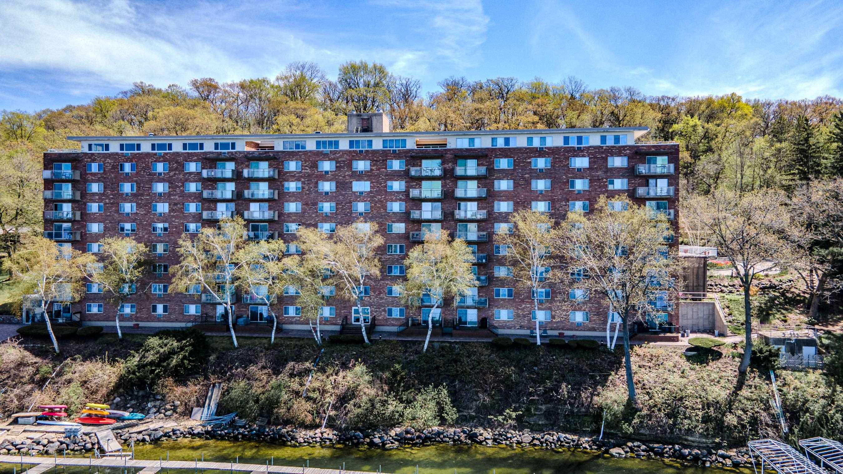 3100 Lake Mendota Drive Unit: 504