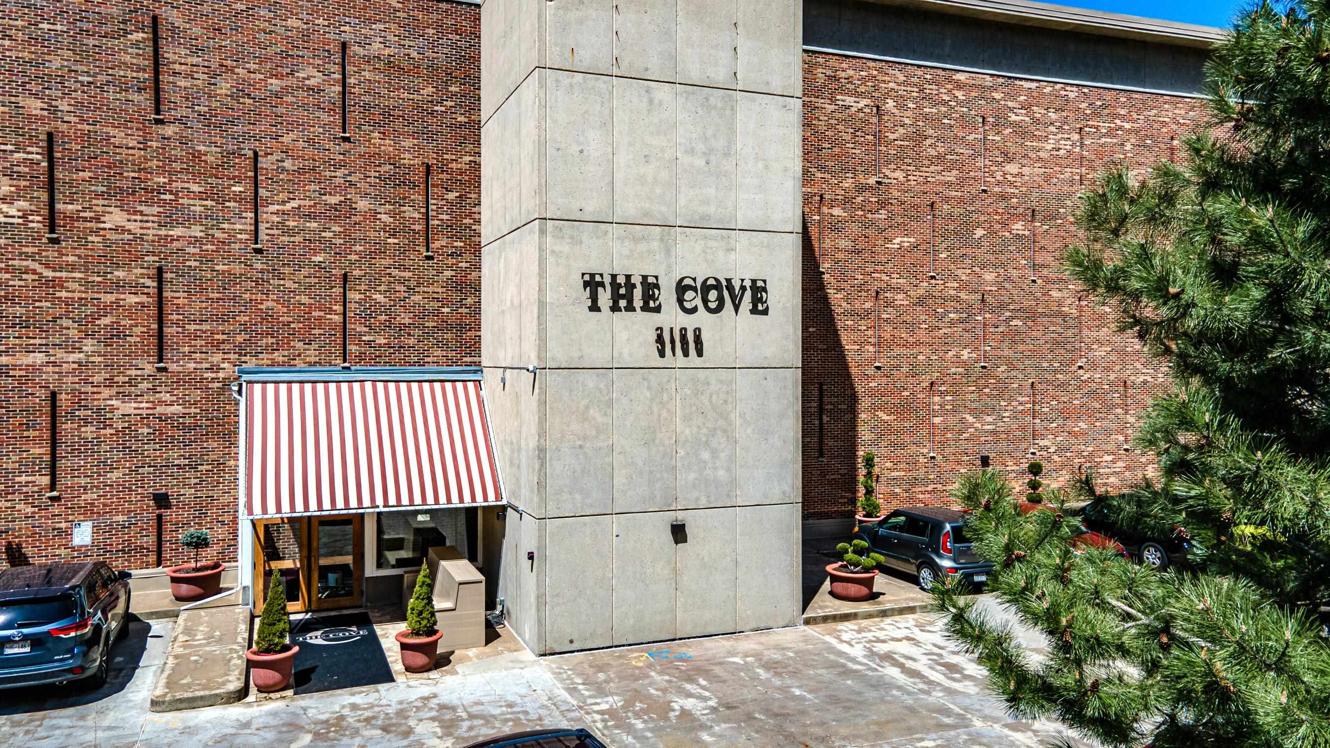 3100 Lake Mendota Drive Unit: 504
