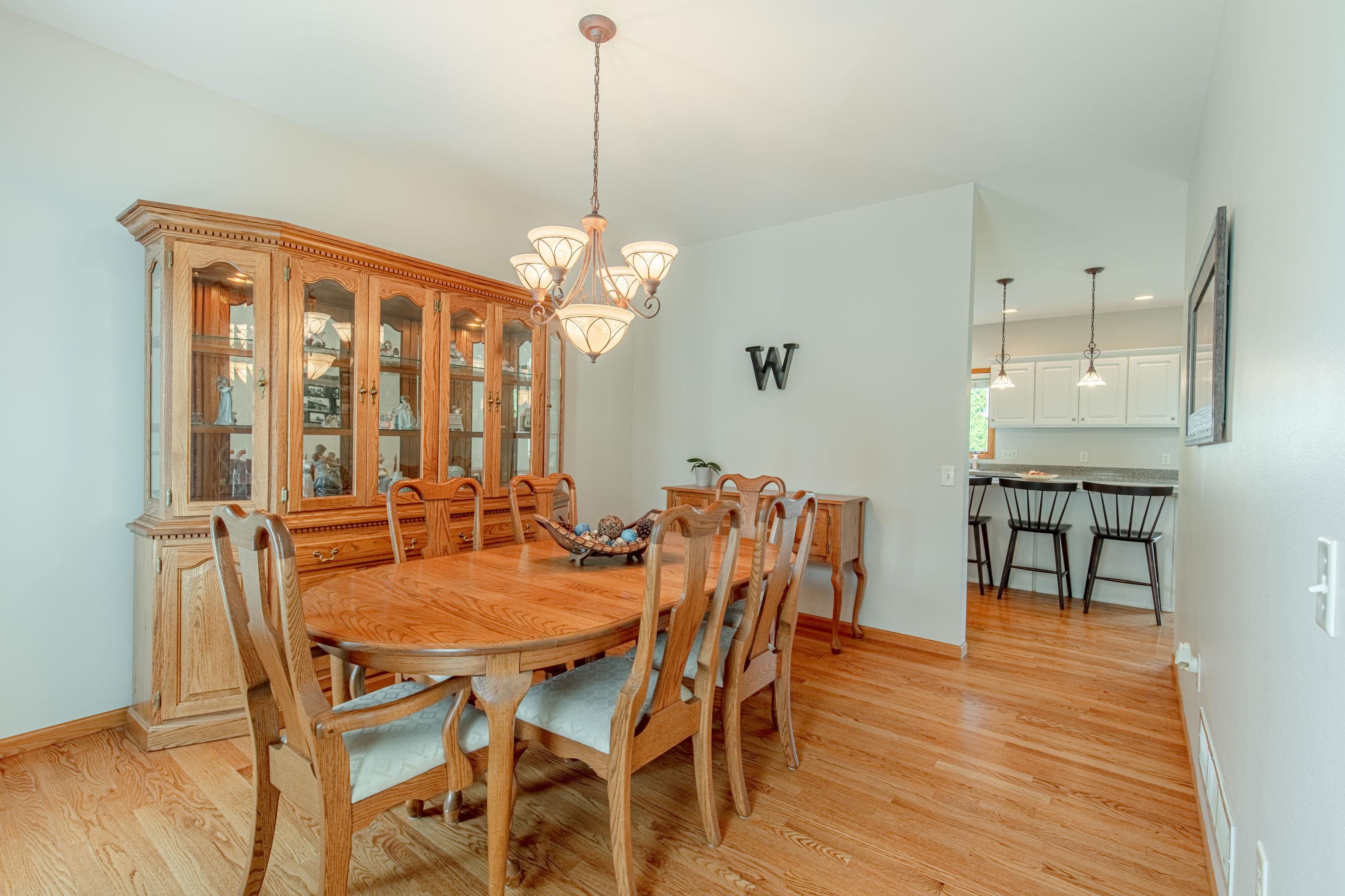 1121 Bluebird Trail