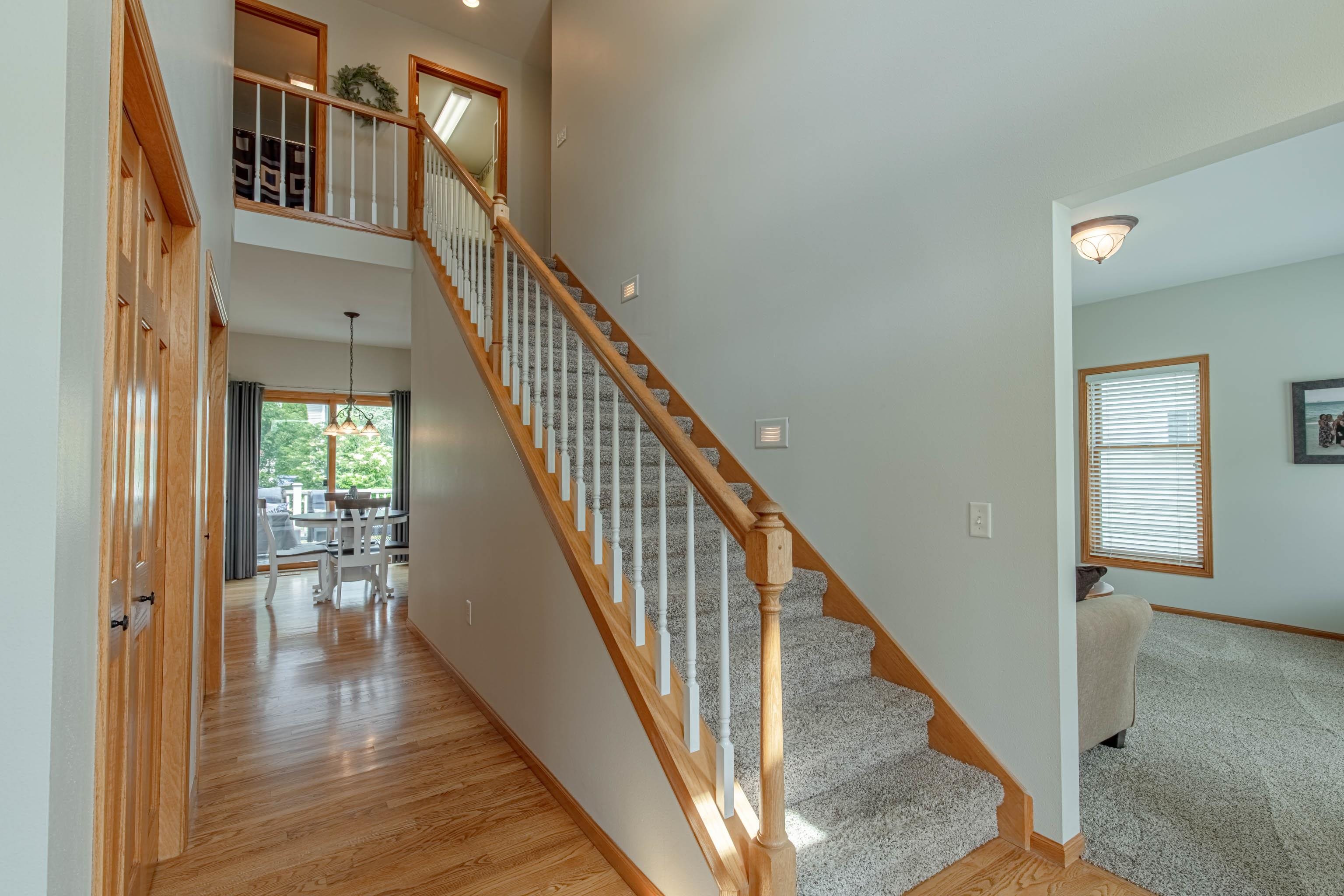 1121 Bluebird Trail