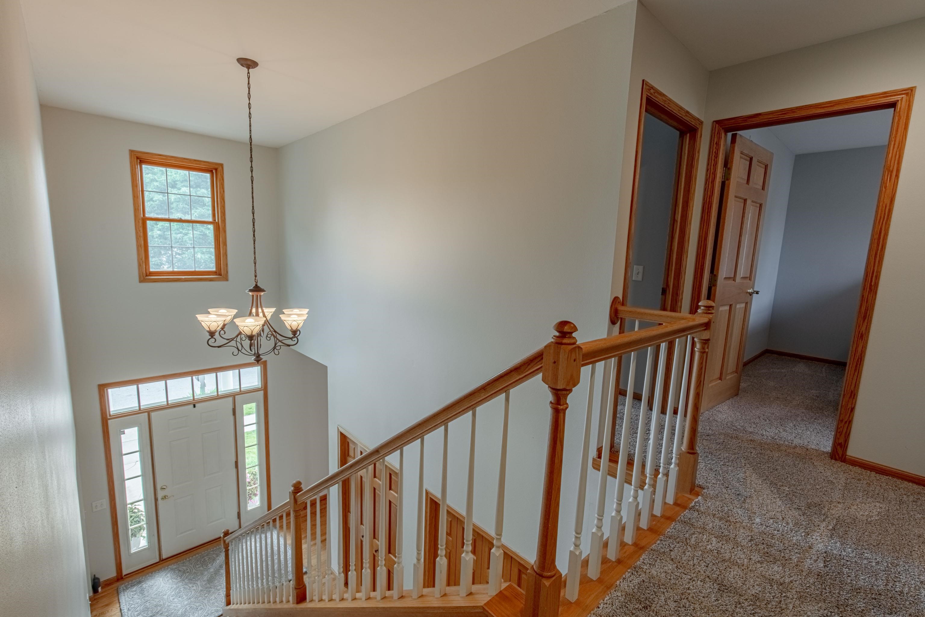 1121 Bluebird Trail