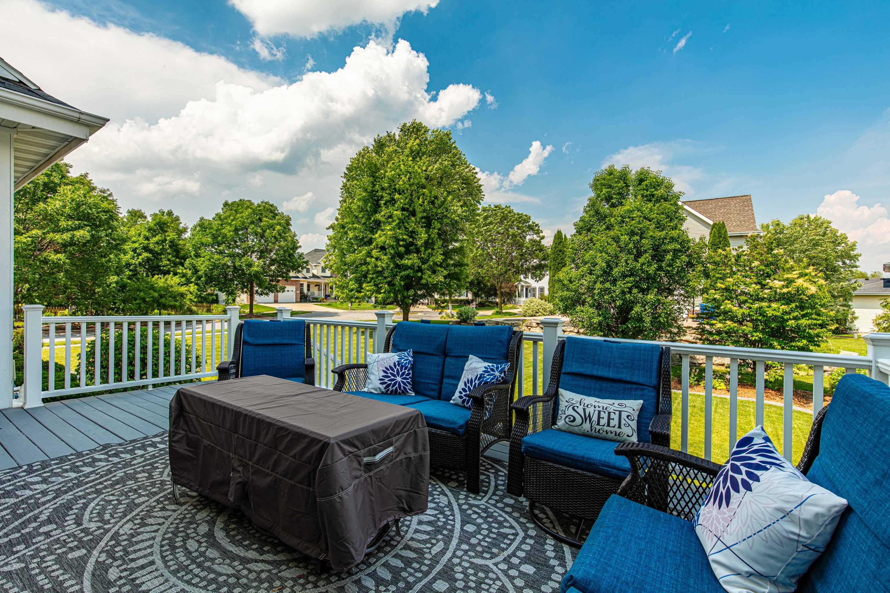 1121 Bluebird Trail