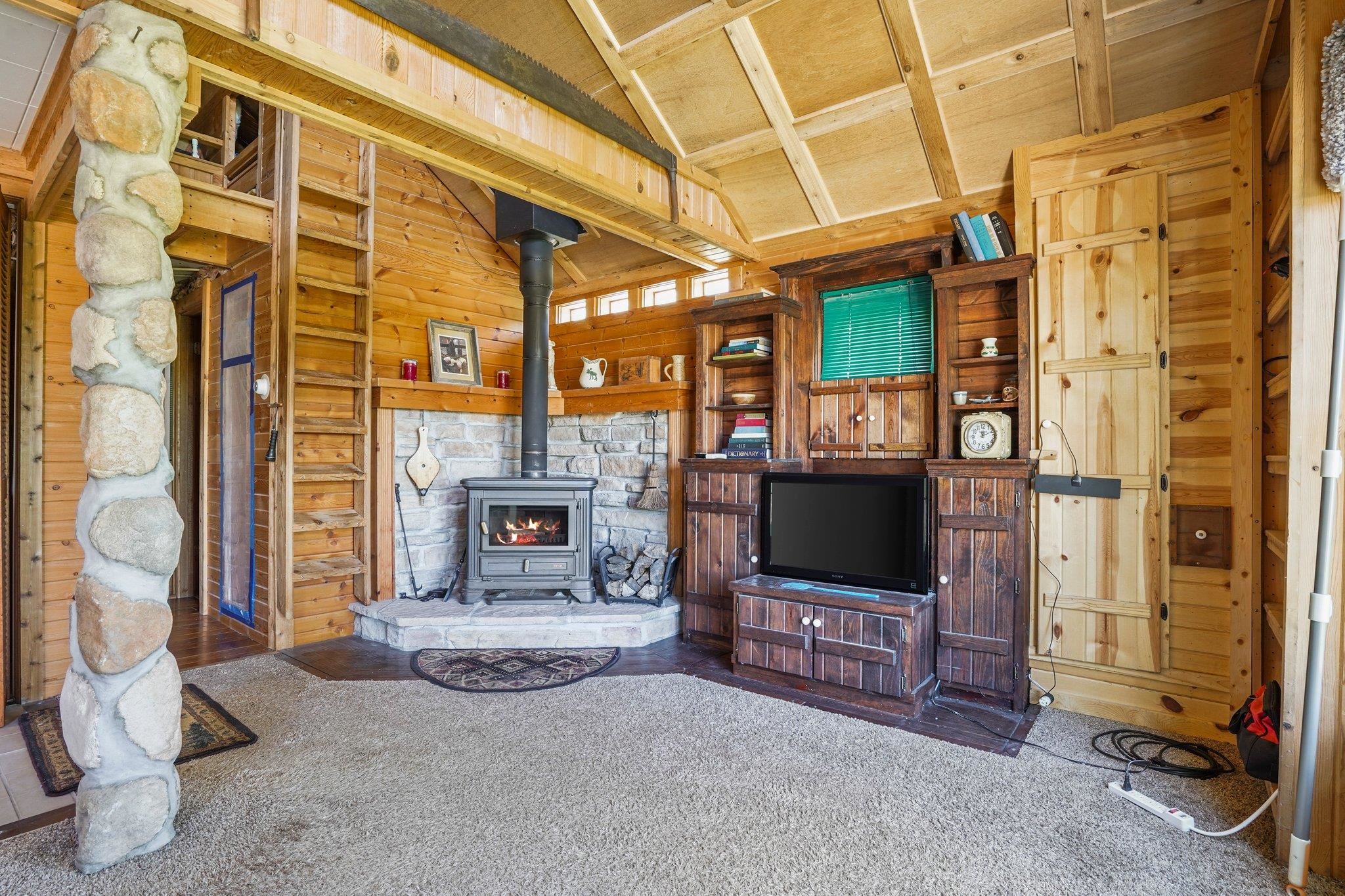 3058 Waucheeta Trail