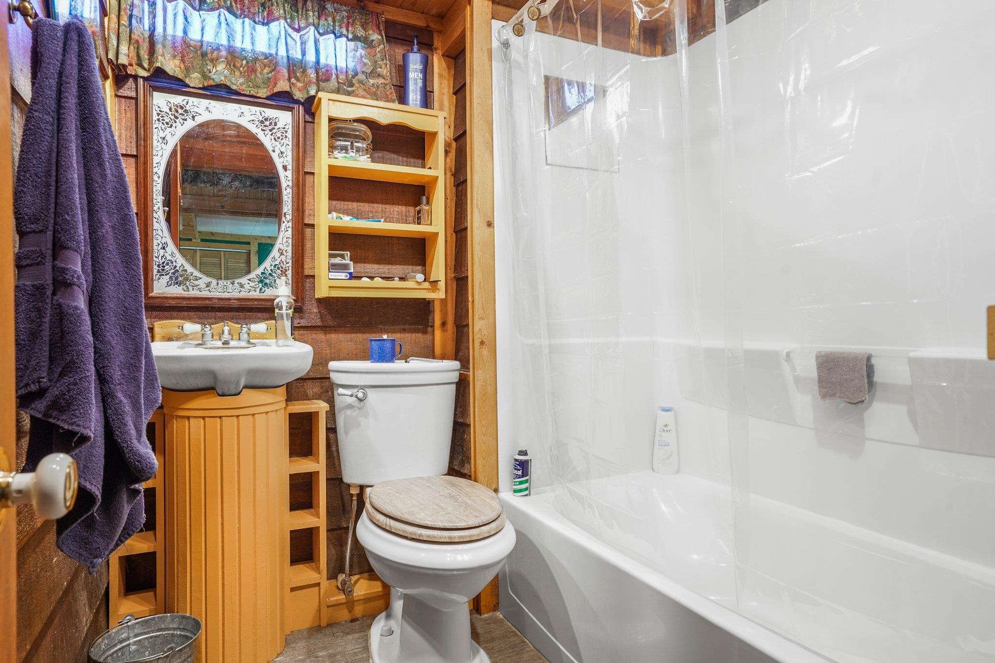 3058 Waucheeta Trail